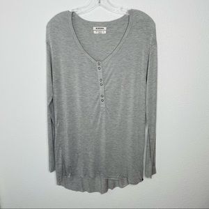 One x One Teaspoon Grey Long Sleeve Lightweight Henley size S
